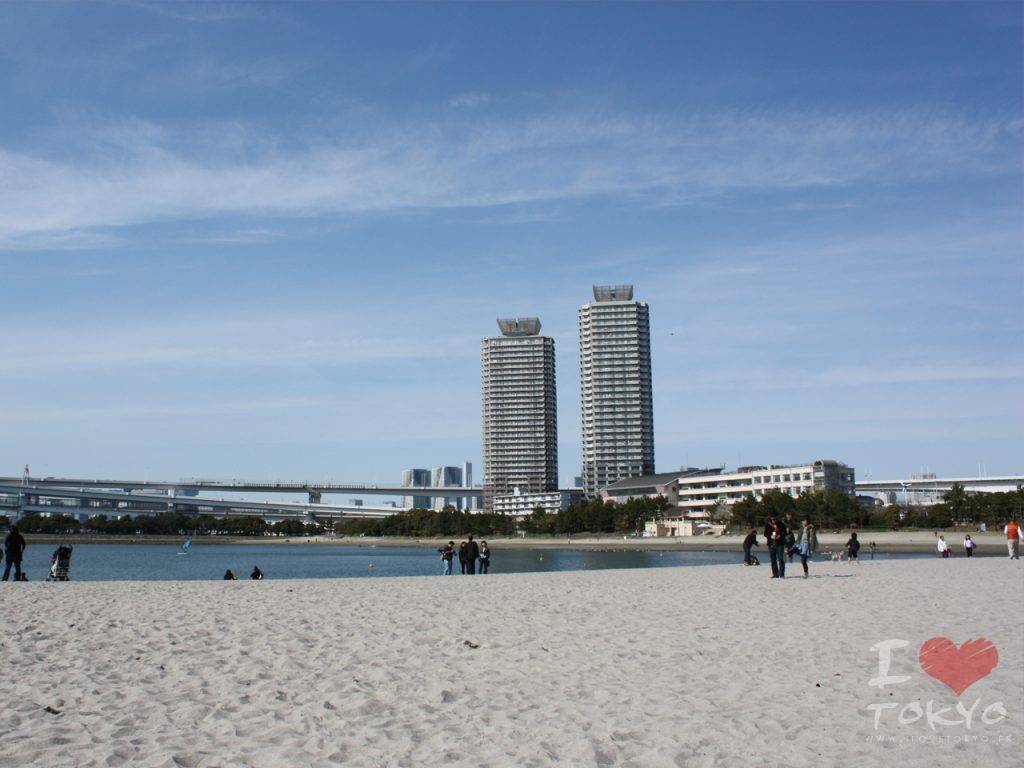 Odaiba Beach
